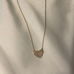 Kendra Scott necklace